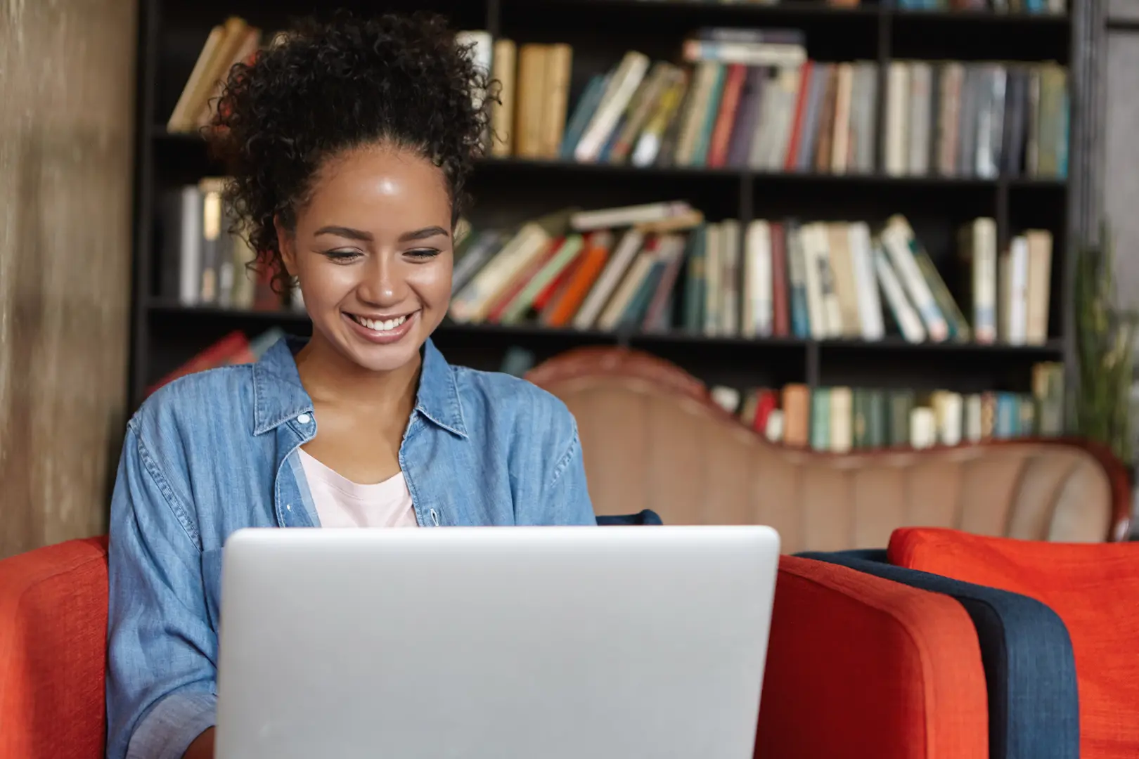 College Online Student